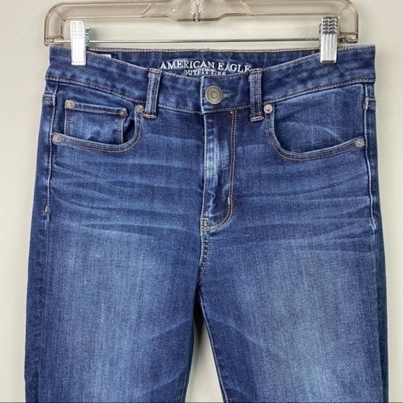 American Eagle Hi-Rise Straight Leg Jeans 6 Long - Picture 2 of 6